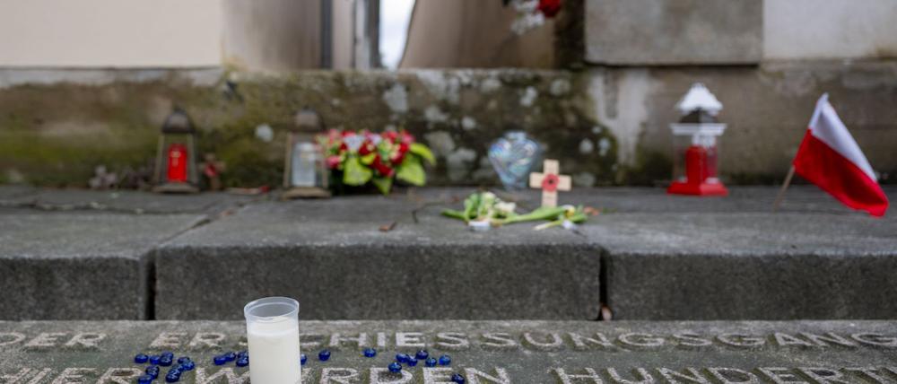 Die Stiftung Brandenburgische Gedenkstätten will Vertreter der AfD von Gedenkveranstaltungen für die Opfer des Nationalsozialismus fernhalten. (Archivbild)