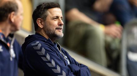 Sportdirektor Ljubomir Vranjes springt gegen die Füchse als Interimstrainer ein. 