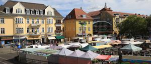 Markt und Geschäfte rund um den Kranoldplatz in Berlin-Lichterfelde-Ost.
Foto: Thilo Rückeis