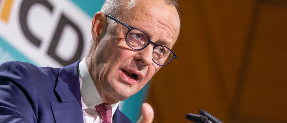 Kritik der Gegner an der Finanzierung des Unionswahlprogramms weist Merz zurück.