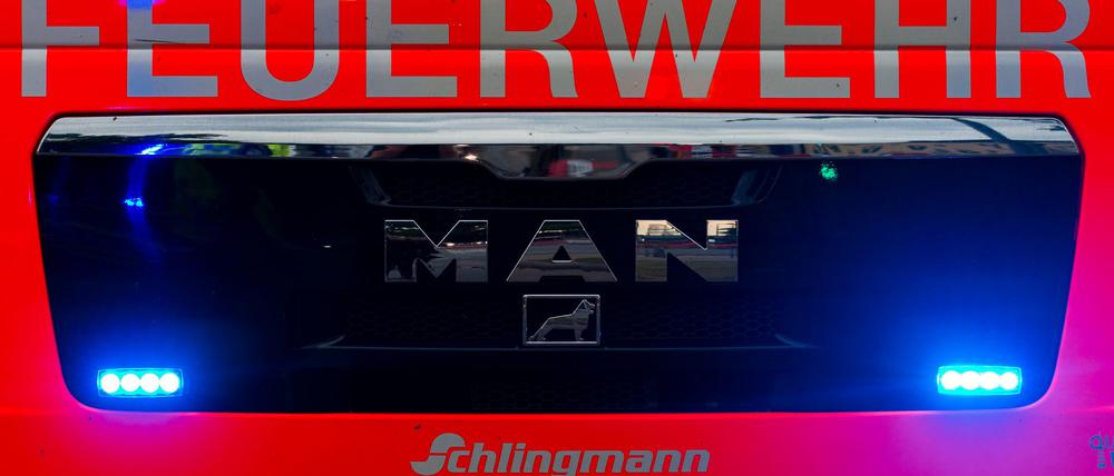 Eine Frau ist nach einem Wohnungsbrand in Berlin-Weißensee gestorben. (Symbolbild)