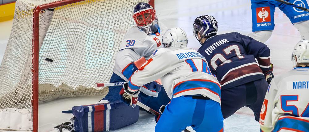 Dass sie Tore gegen Zürich schießen können, haben die Eisbären im Hinspiel gezeigt. Doch selbst drei Treffer reichten nicht für einen Sieg.