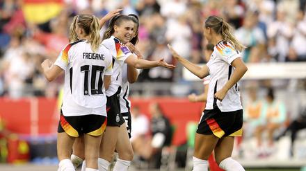 Zwischen dem 2. und 27. Juli 2025 wird die Fußball-EM in der Schweiz ausgetragen. 