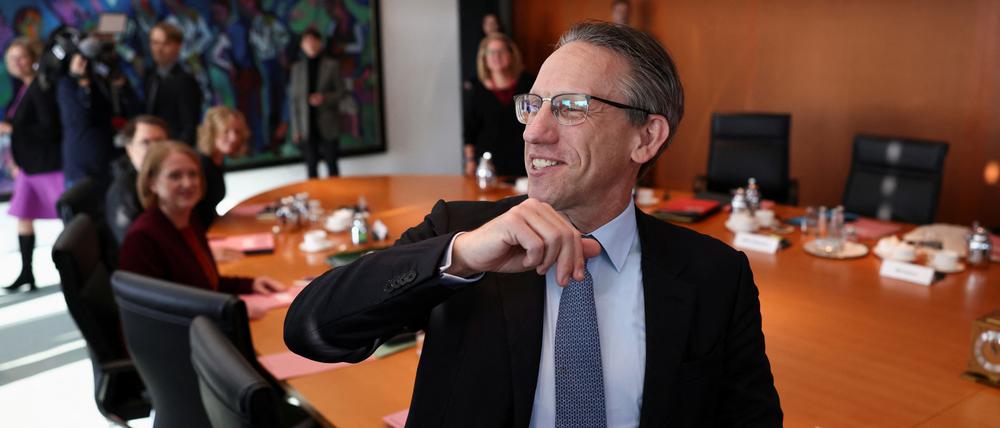 Finanzminister Jörg Kukies im Bundeskabinett.