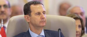 HANDOUT - 19.05.2023, Saudi-Arabien, Dschidda: Dieses von Saudi Press Agency, der offiziellen Nachrichtenagentur von Saudi Arabien, zur Verfügung gestellte Foto zeigt Baschar al-Assad, Präsident von Syrien, während des arabischen Gipfels. (zu dpa: «Assad soll sich erstmals zu Flucht nach Moskau äußern») Foto: -/Saudi Press Agency/AP/dpa +++ dpa-Bildfunk +++