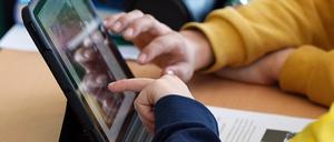 Frisches Geld vom Bund – auch für Hardware wie Schülergeräte. 