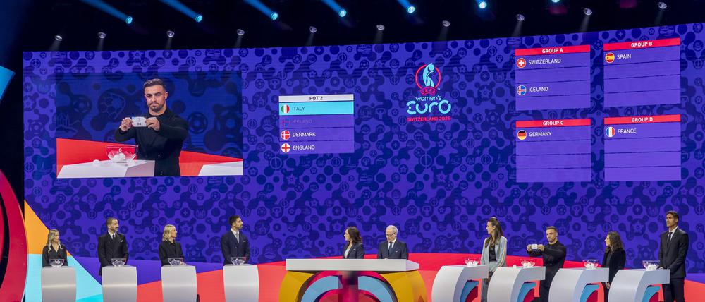 Deutschland in Gruppe C: EM-Auslosung in Lausanne.