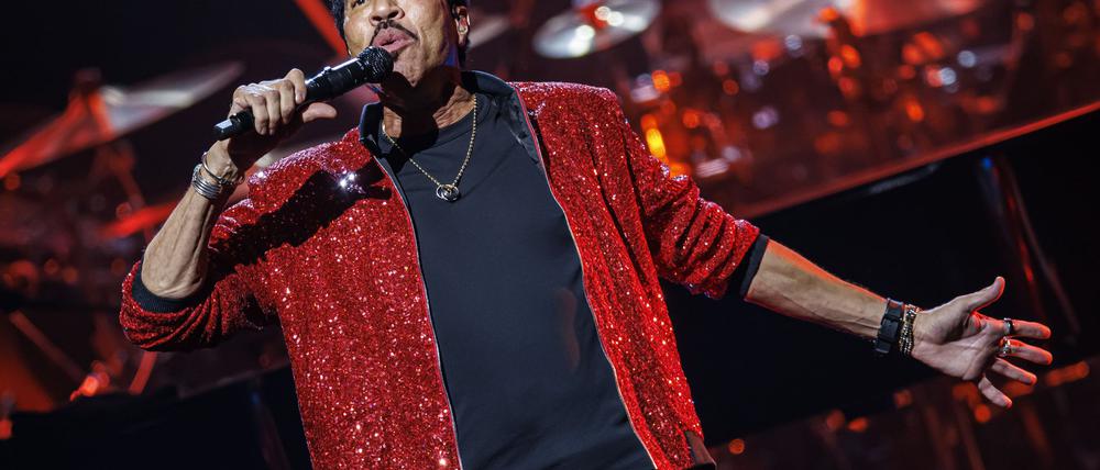 In den letzten Jahren trat Lionel Richie auf vielen Festivals auf. 2025 gibt er auf seiner Europa-Tournee fünf Konzerte in Deutschland. (Archivfoto)