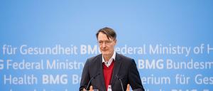 Karl Lauterbach (SPD), Bundesminister für Gesundheit hält lokale Maßnahen für richtig.