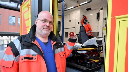 Der 50-jährige Gerald Ripberger ist am 25. Dezember als Notarzt in Potsdam im Einsatz.