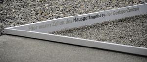 Wo sich das Gefängnis befand, ist in Umrissen auf dem Gelände der Topographie des Terrors dokumentiert.