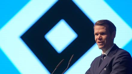 Finanzvorstand Eric Huwer vom Hamburger SV macht sich in der Diskussion um die Verteilung der TV-Gelder für eine stärkere Berücksichtigung der Traditionsclubs stark.