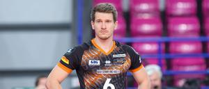 Johannes Tille ist Zuspieler bei den Volleys.
