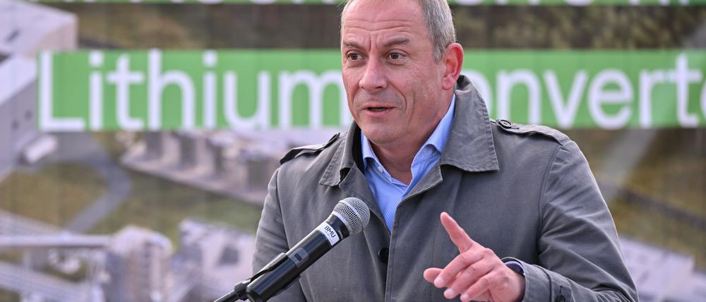 Wann kommt die geplante Lithium-Fabrik nach Guben? Die Verhandlungen über die Finanzierung des Großprojektes ziehen sich hin. (Archivbild)