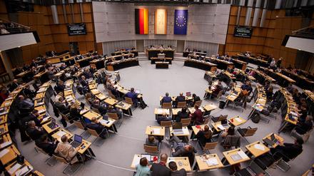 Das Landesparlament segnet das Sparprogramm für 2025 ab.
