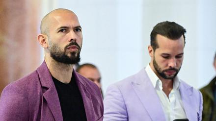 Andrew Tate (l.) und sein Bruder Tristan wird vorgeworfen, Frauen missbraucht und ausgebeutet zu haben.