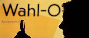 Der Wahl-O-Mat spricht keine Wahlempfehlung aus, sondern ermittelt den Grad der Übereinstimmung zwischen den Positionen der Wähler und denen der zur Wahl stehenden Parteien. 