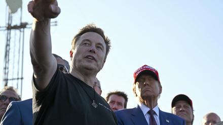Berater Elon Musk (l.) mit dem designierten US-Präsidenten Donald Trump