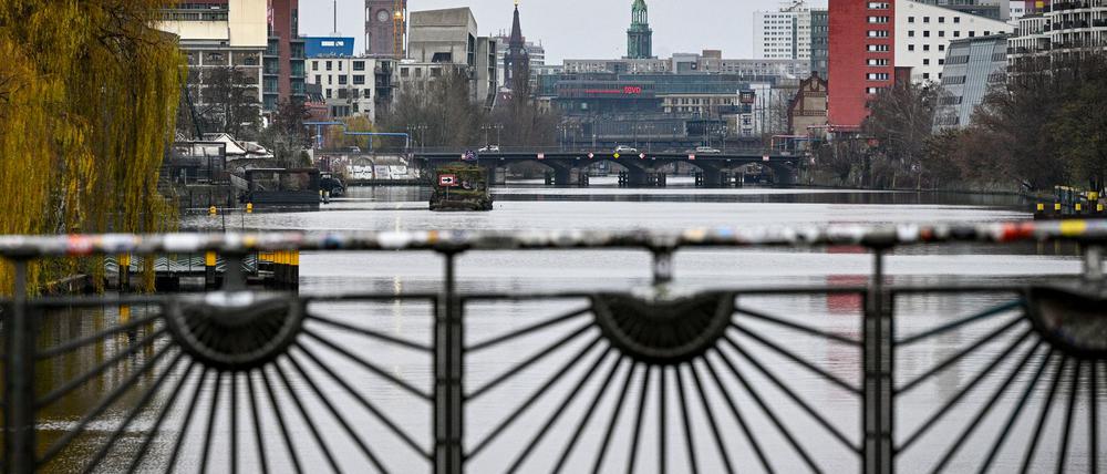 Zwischen einigen Schauern soll es in der Hauptstadtregion ein paar heitere Stunden geben.