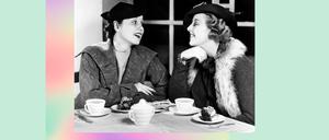 Nicht immer dürften Frauen alleine Tee trinken gehen.
