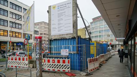 Am U-Bahnhof Blissestraße in Berlin-Wilmersdorf laufen Bauarbeiten.