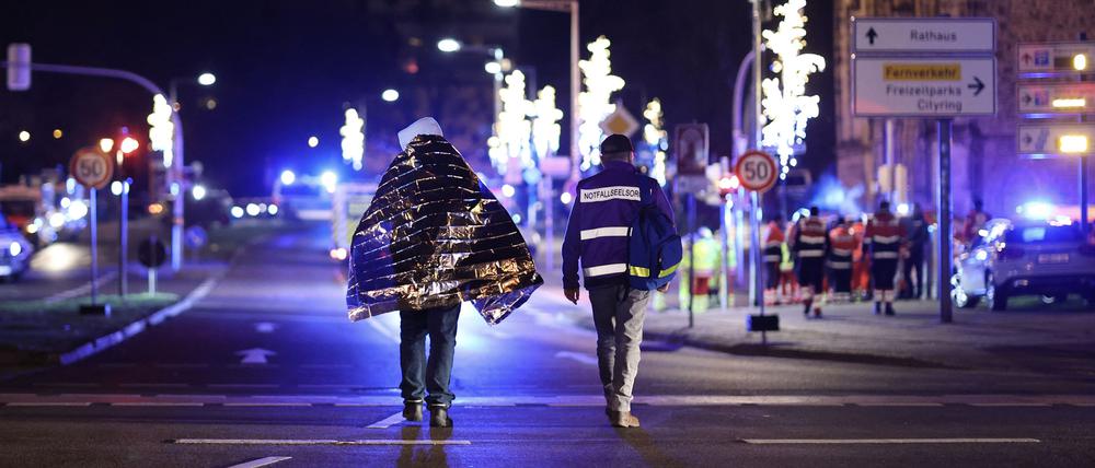 Dutzende Menschen wurden verletzt oder mussten den Anschlag in Magdeburg mit ansehen.