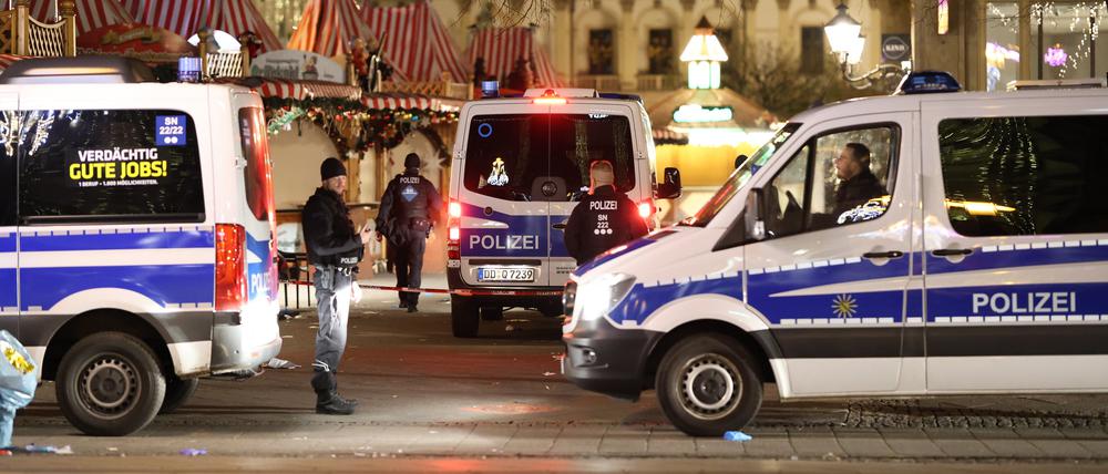 Nach der tödlichen Attacke in Magdeburg erhöht die Polizei in Berlin ihre Präsenz auf den Weihnachtsmärkten.
