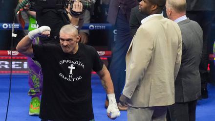 Box-Weltmeister Oleksandr Usyk (links) bekam im Ring ein Angebot für den nächsten Mega-Kampf 