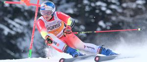 Marco Odermatt begeistert beim Riesenslalom von Alta Badia in Italien.