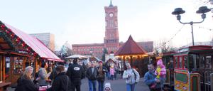 Der Weihnachtsmarkt am Berliner Alexanderplatz. (Symbolbild)