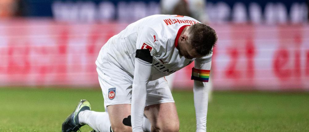 FCH-Kapitän Patrick Mainka ist nach dem Abpfiff niedergeschlagen.