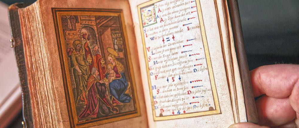 Dieses Andachtsbüchlein aus Trier enthält die älteste bekannte geschriebene Version des Lieds „Es ist ein Ros entsprungen“.