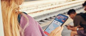Mit der App des Berliner Plattformunternehmens Omio können Nutzer Tickets für Reisen per Bahn, Flugzeug, Bus oder Fähre buchen.
