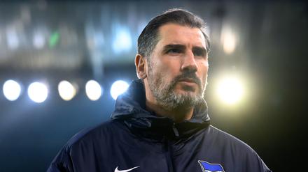 Trainer Cristian Fiél ist mit Hertha in der Hinrunde den eigenen Ansprüchen nicht gerecht geworden.