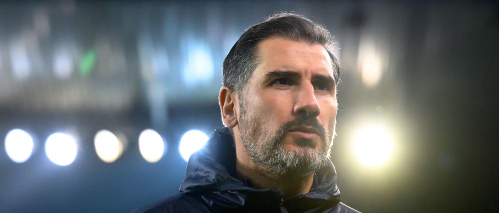 Trainer Cristian Fiél ist mit Hertha in der Hinrunde den eigenen Ansprüchen nicht gerecht geworden.