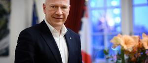 Berlins Regierender Bürgermeister Kai Wegner (CDU) wünscht den Berlinern ein besinnliches Weihnachtsfest.(Archivfoto)