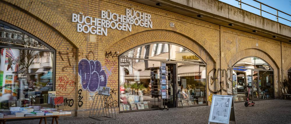 Der Bücherbogen am Savignyplatz.