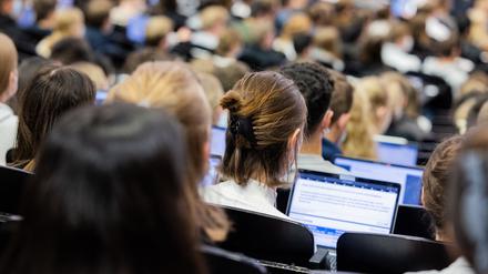 Berliner Studierende werden auch unter den Kürzungen leiden.