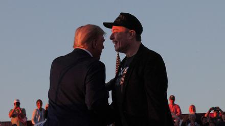 Mal Einflüsterer, mal Stimme seines Herrn: Elon Musk (rechts) und Donald Trump.