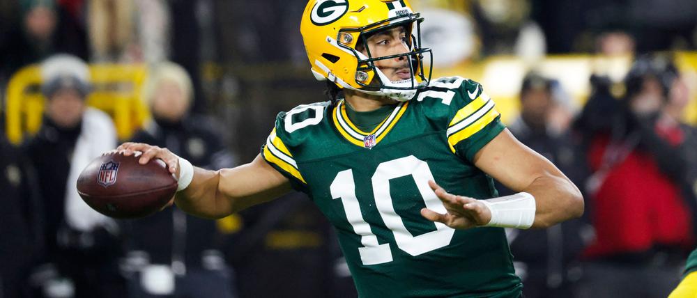 Jordan Love steht mit den Green Bay Packers nach einem dominanten Sieg in den NFL-Playoffs.