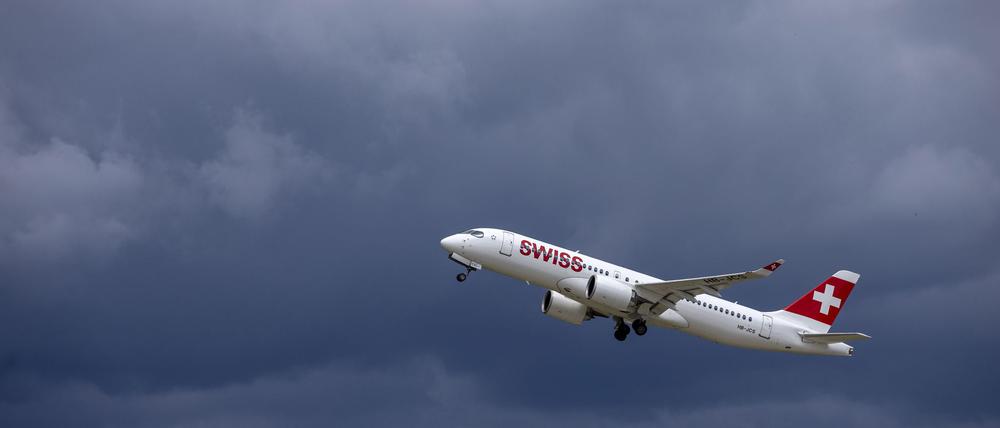 Ein Sonderflug bringt die von einem Notfall bei der Swiss betroffenen Passagiere nach Zürich