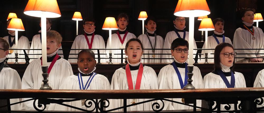 Zum ersten Mal dürfen Mädchen im Chor von St. Paul's mitsingen.