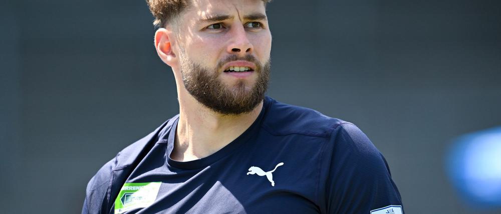 Speerwerfer Johannes Vetter möchte es nach seiner Operation zur WM schaffen.