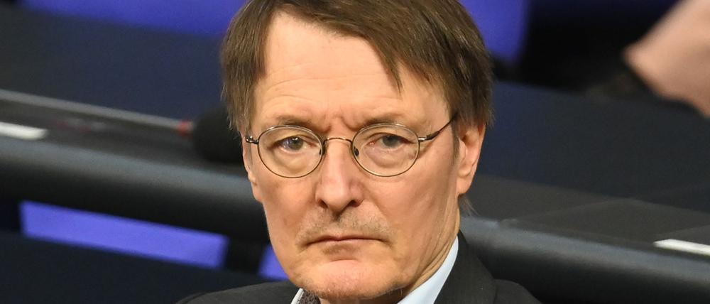 Bundesgesundheitsminister Karl Lauterbach (SPD) ist wohl kein Fan der gehypten Süßigkeit. (Archivbild)