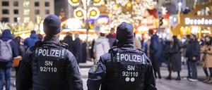 Zahlreiche Kommunen und Bundesländer verstärkten die Sicherheitsmaßnahmen auf den Weihnachtsmärkten.