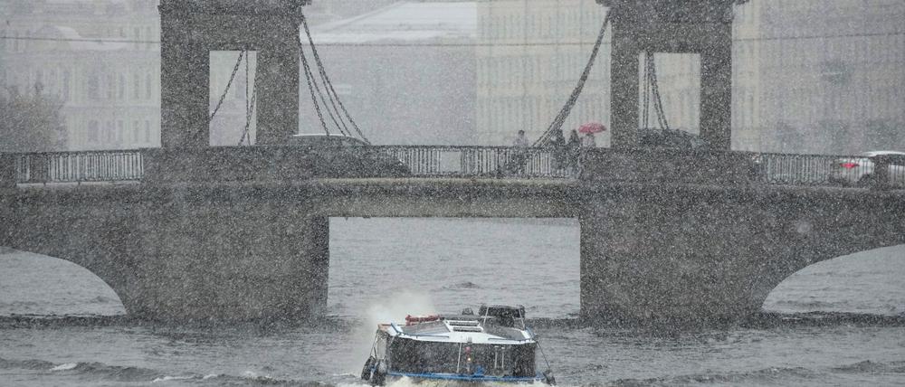 Die Millionenmetropole St. Petersburg galt lange als eine der Hauptstädte des Verbrechens in Russland. (Archivbild)