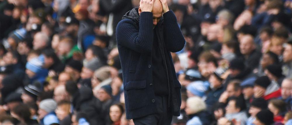 Pep Guardiola verzweifelt an der Krise von Manchester City.