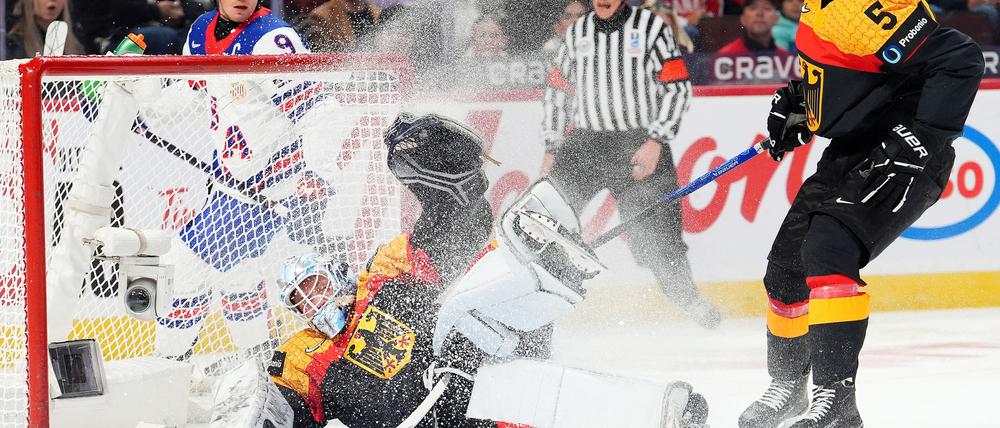 Deutschlands Eishockey-Junioren verlieren zum WM-Auftakt deutlich.