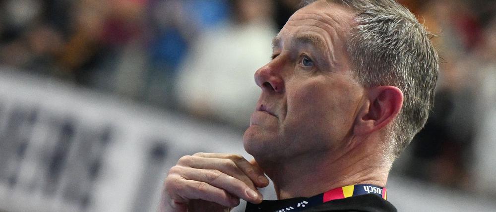 Der Anschlag auf den Magdeburger Weihnachtsmarkt hat auch Handball-Bundestrainer Alfred Gislason erschüttert.