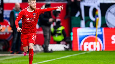 Kandidat bei RB Leipzig? Jan-Niklas Beste kommt bei Benfica Lissabon nicht zum Zug.